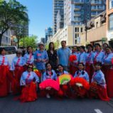 蒙特利尔湖南商会和格瑞斯多元文化协会参加加拿大蒙特利尔国庆游行